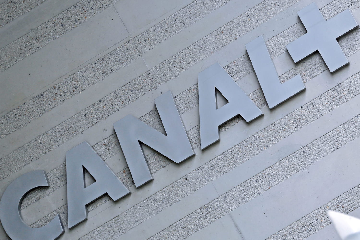 Canal + : une réduction de l'abonnement envisagée par le groupe