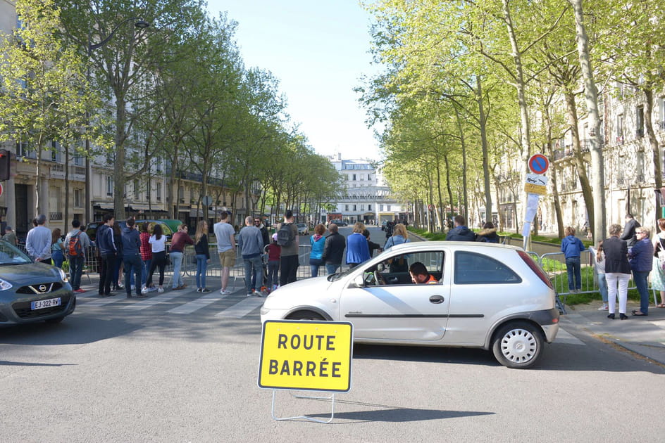 Les parisiens bloqu&eacute;s par le tournage