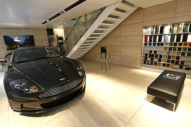 Belle de salon...de l'auto