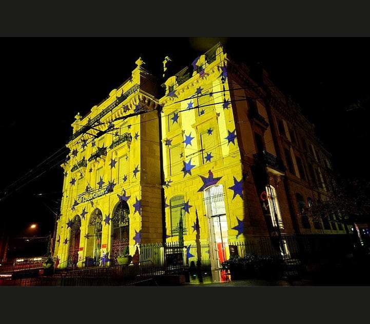 Habillage de lumi&egrave;re