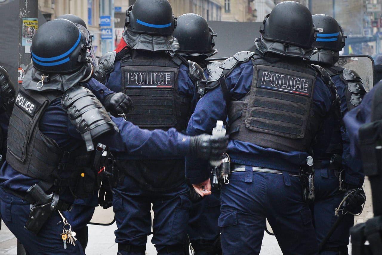 Aurillac : qui sont les membres des blacks blocs 