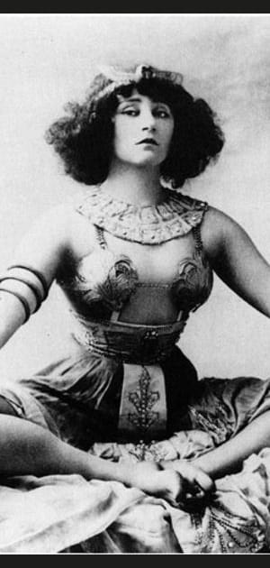 Colette est &eacute;perdument amoureuse