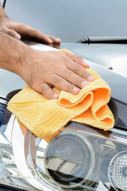 Comment nettoyer les phares de votre voiture&nbsp;?