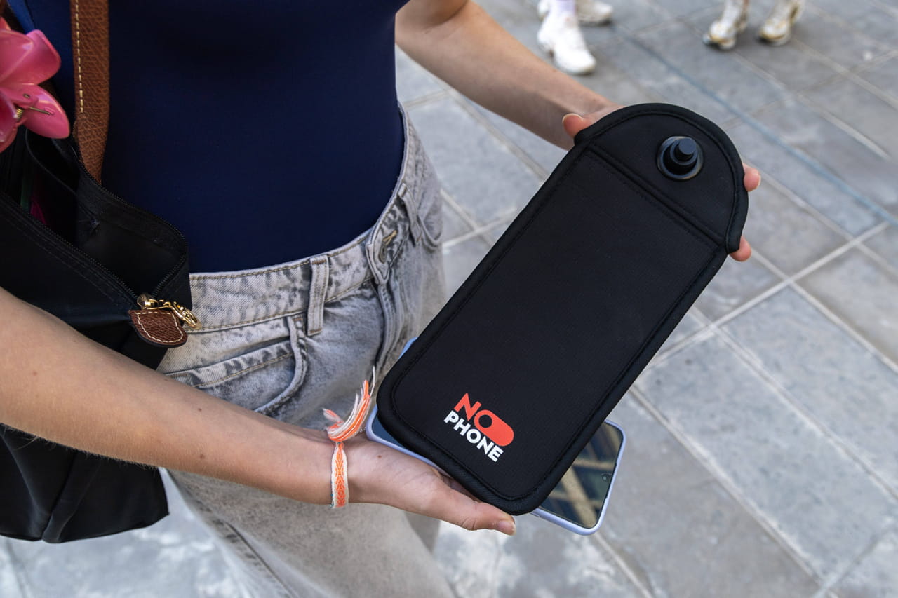 Téléphone interdit au lycée : pourquoi il est probable que ça ne marche pas