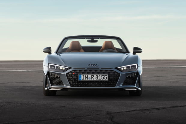 Le cabriolet profite des moteurs du coupé