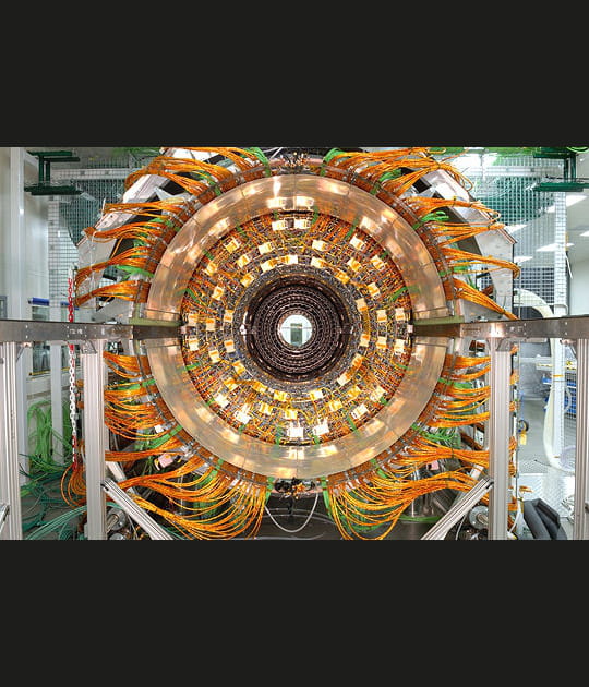 LHC&nbsp;: une machine revisite le Big-bang