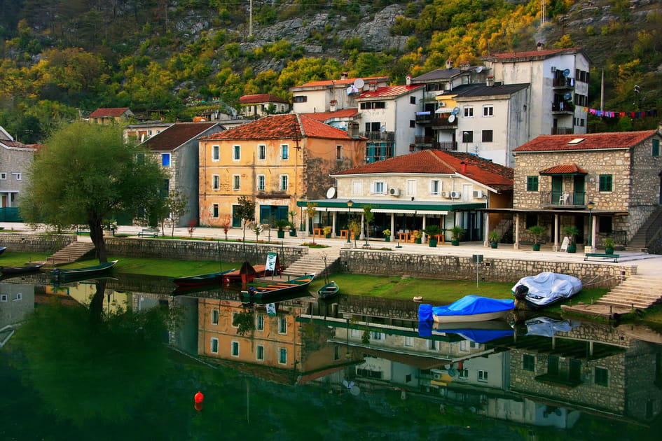 Le village de Rijeka Crnojevica