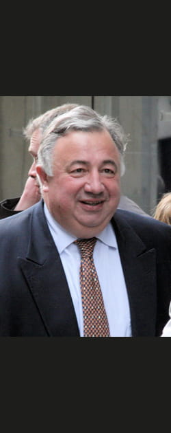 G&eacute;rard Larcher, v&eacute;t&eacute;rinaire