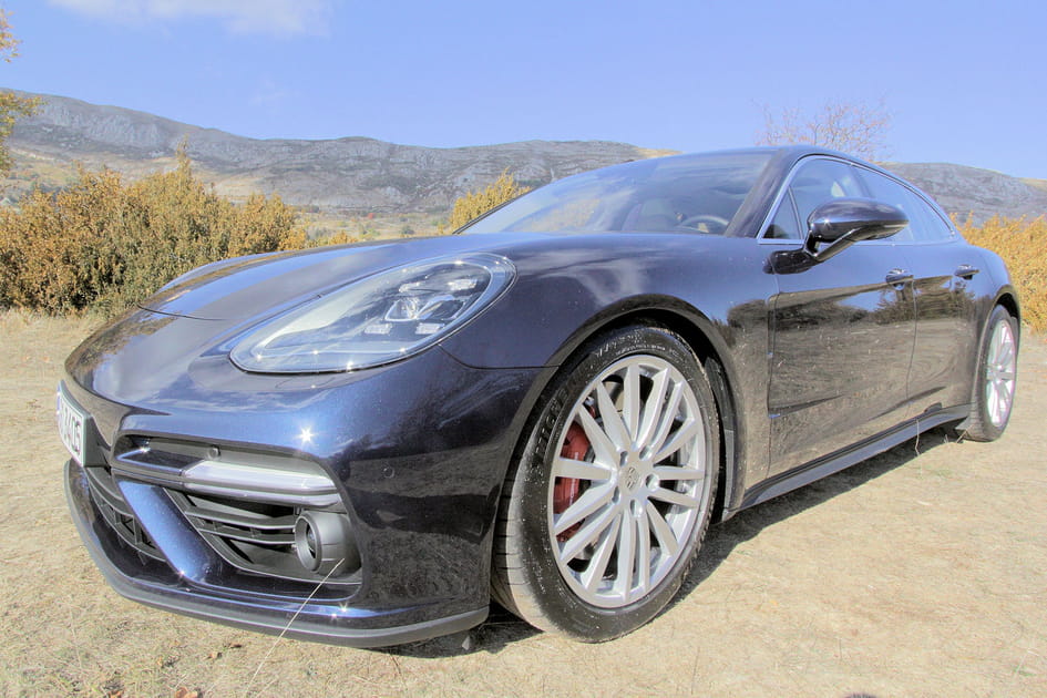 Les m&ecirc;mes dimensions que la Panamera