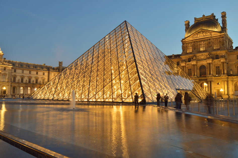 De Gizeh &agrave; Paris, la Pyramide du Louvre, un v&eacute;ritable d&eacute;fi technique relev&eacute; avec brio