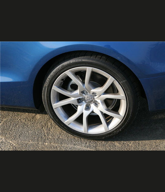Une Audi A5&nbsp;bien chauss&eacute;e