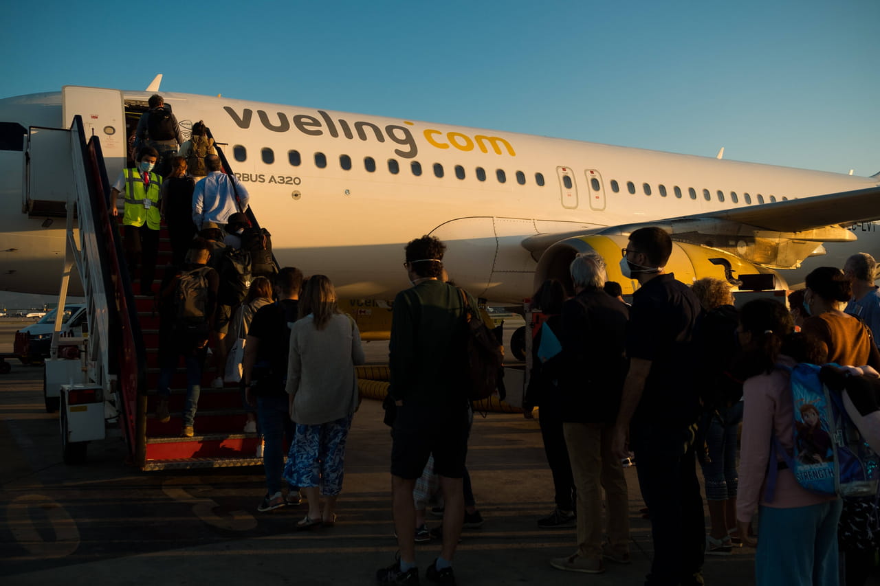 47 adolescents juifs débarqués d'un vol Vueling : que s'est-il passé à l'aéroport de Valence ?