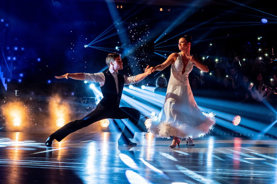Cl&eacute;ment R&eacute;miens et Denitsa ikonomova, leur premi&egrave;re valse...