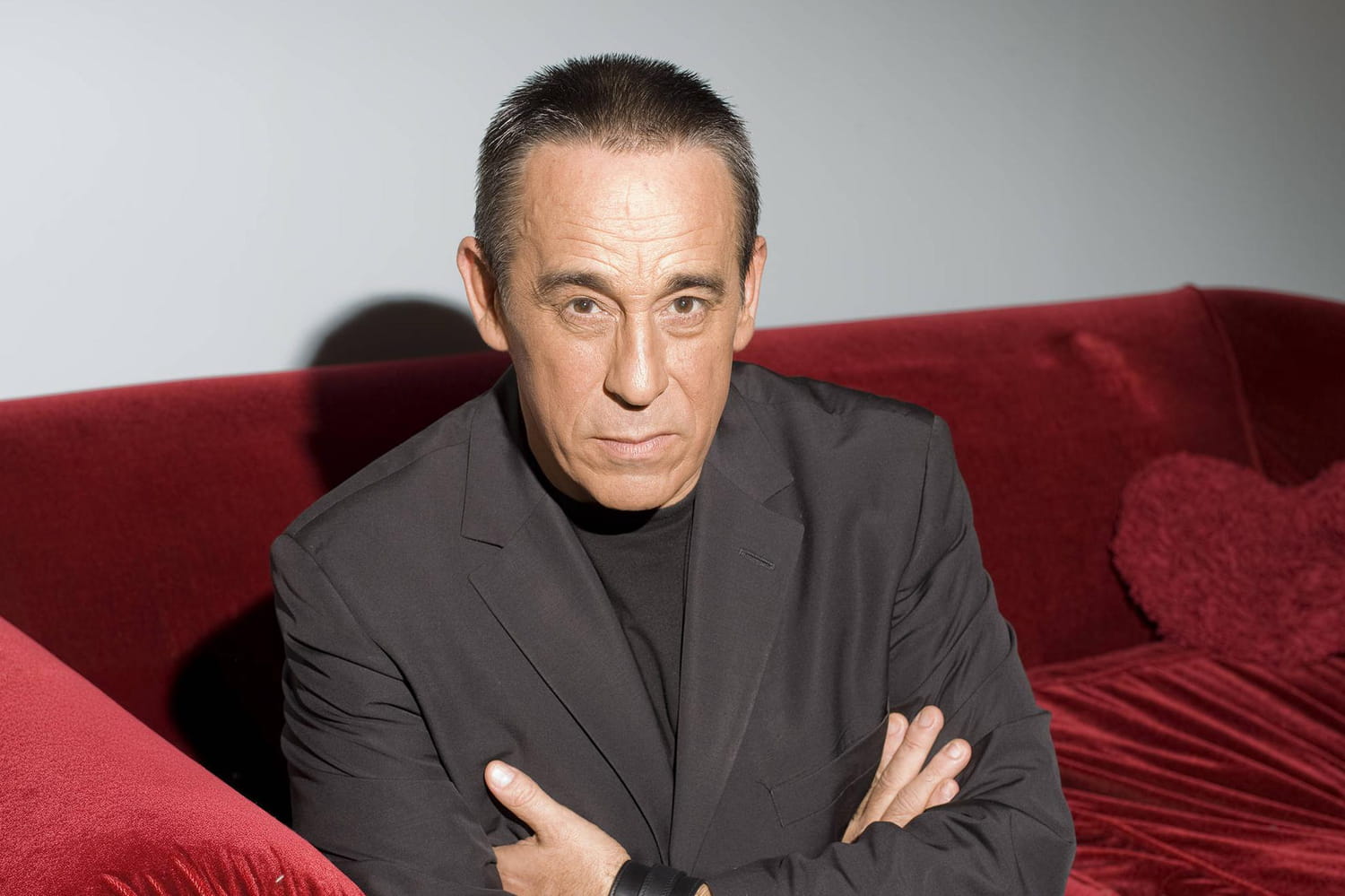 Obsèques de Thierry Ardisson : les invités n'ont qu'à bien se tenir, la  consigne à respecter pour l'enterrement