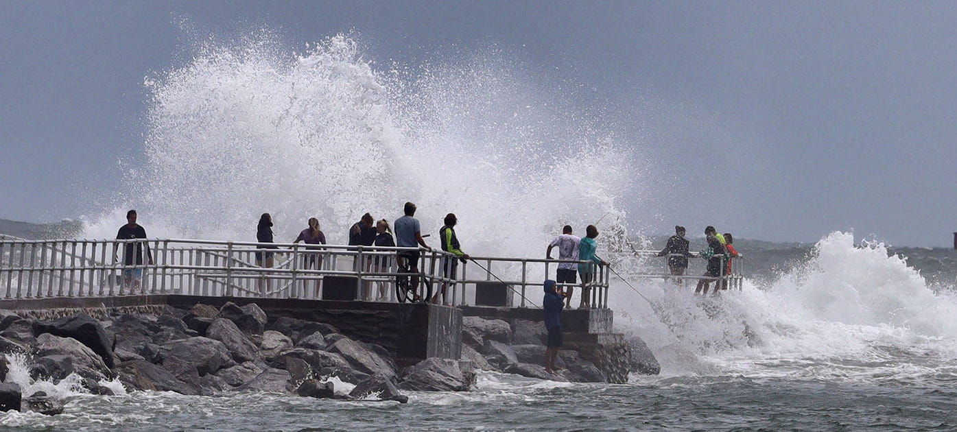 Vagues de pr&egrave;s de 3&nbsp;m&egrave;tres