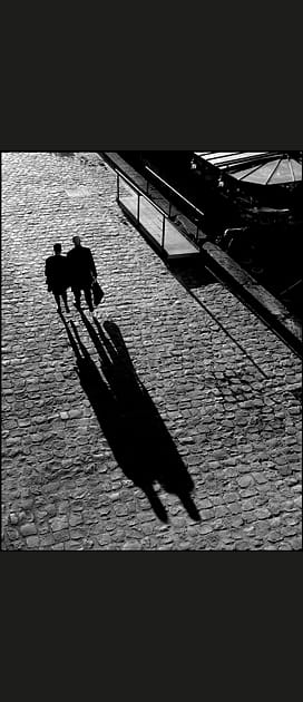 Ombres insoup&ccedil;onn&eacute;es