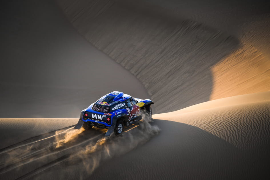 Carlos Sainz malchanceux sur l'&eacute;tape 3