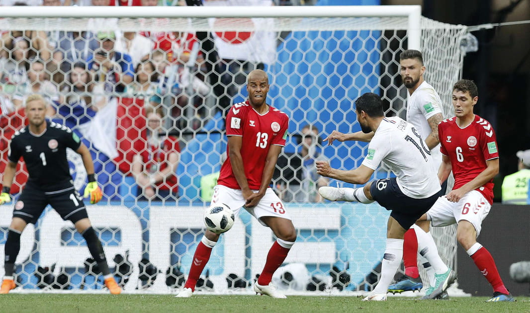 Deux tirs de Fekir