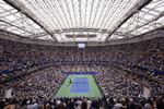 Sa chanson a été la plus vendue en France en 2011, il est désormais joueur de tennis