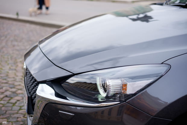 Peu de changements esthétiques, mais la Mazda 2 se modernise