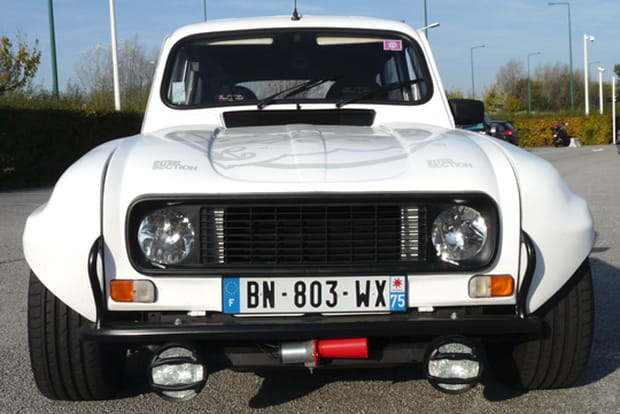 Révolutionner le mythe