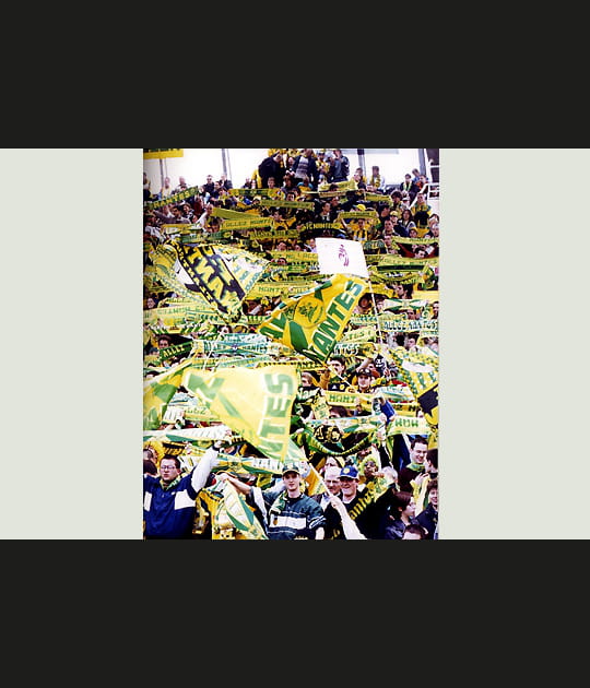 Des supporters fid&egrave;les &agrave; leurs couleurs