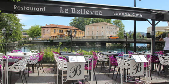 Restaurant : Le Bellevue  - Terrasse en bord de Sorgue -   © Le Bellevue 