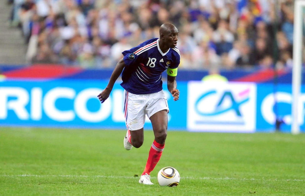 Alou Diarra, l'ex-capitaine des Bleus perdu en 2e division anglaise