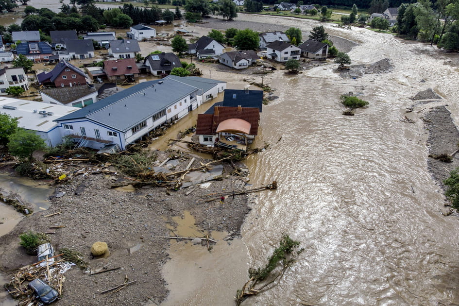 Les images des inondations en Allemagne et en Belgique