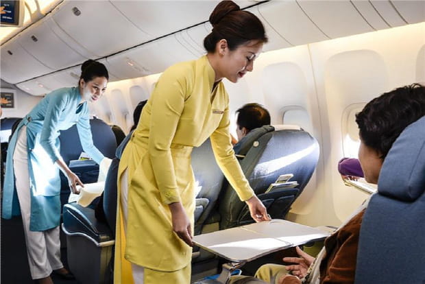 Vietnam Airlines et ses ao traditionnels