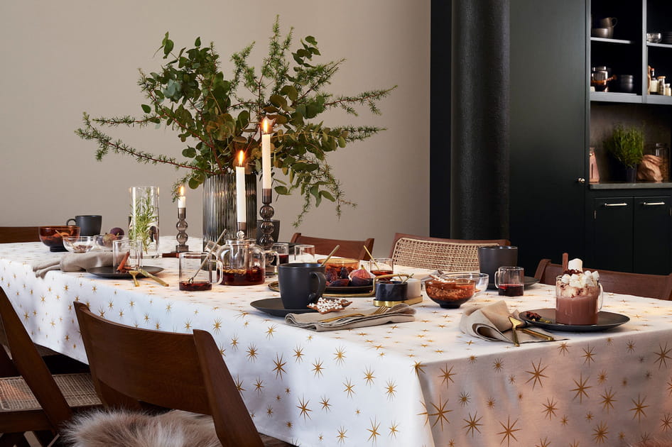 Une table festive toute la journ&eacute;e