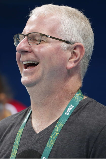 L&eacute;on Marchand coach&eacute; par Bob Bowman