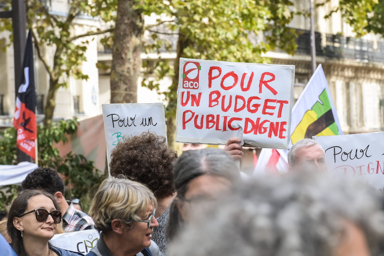 Manifestation du 2 décembre 2025 : d'où partent les cortèges à Paris et en région ? La carte et le direct