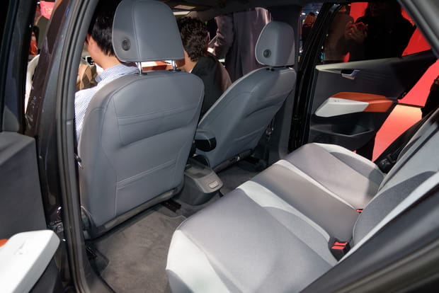 Il y a de la place à l'arrière de la Volkswagen ID 3