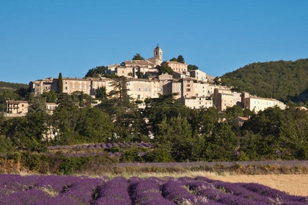 Banon, un village perché entouré de lavande
