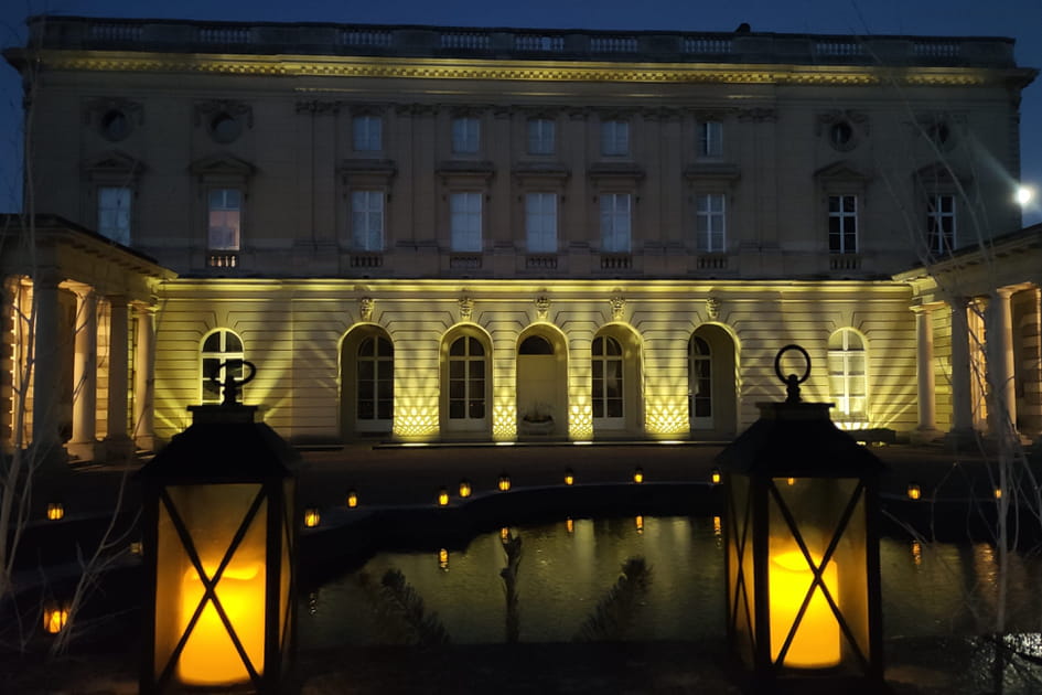 Les fant&ocirc;mes du Duc au ch&acirc;teau de Bizy
