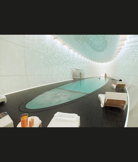 Piscine int&eacute;rieure