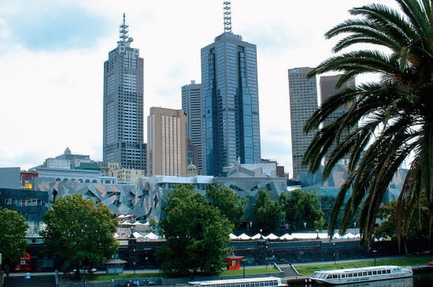 Forêt de verre et d'acier