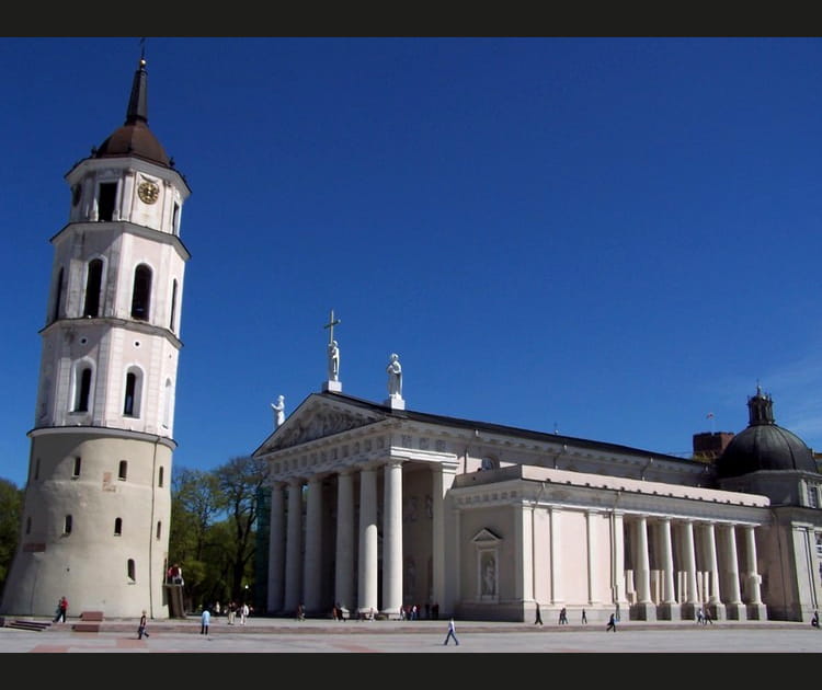 L'Archi Cath&eacute;drale