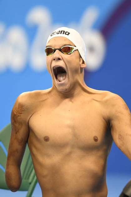 Th&eacute;o Curin (natation), amput&eacute; des quatre membres apr&egrave;s une m&eacute;ningite