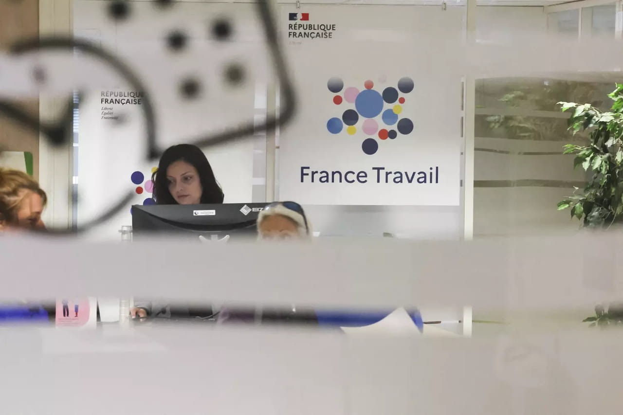 Voici les cinq métiers qui recrutent le plus en 2025 selon France Travail