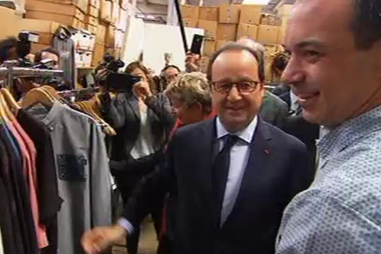 François Hollande : un tee-shirt avec une photo de Jacques Chirac pas à son goût
