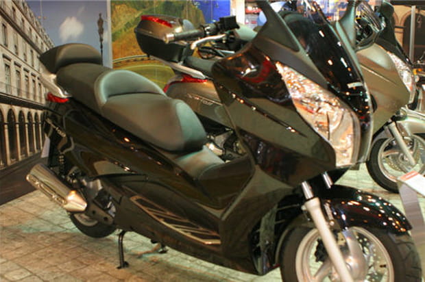 Honda S-Wing 125 ABS