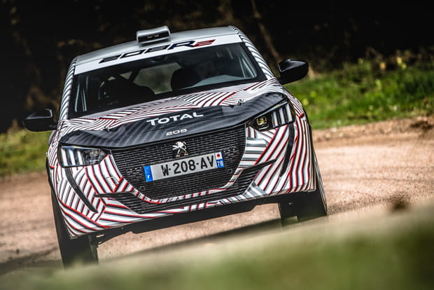 Les photos de la Peugeot 208 R2
