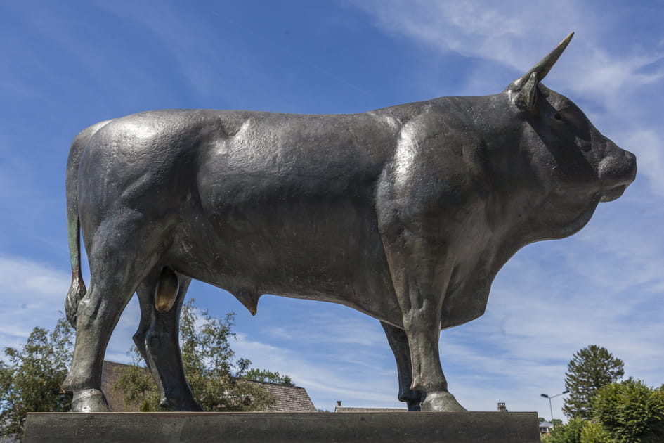 Le Taureau de Laguiole, une statue porte-bonheur