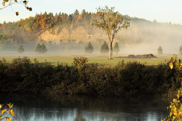 La rivière Sainte-Anne en automne