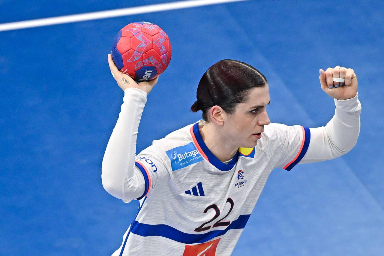 DIRECT. France - Pologne : les Bleues bien embêtées, suivez le match