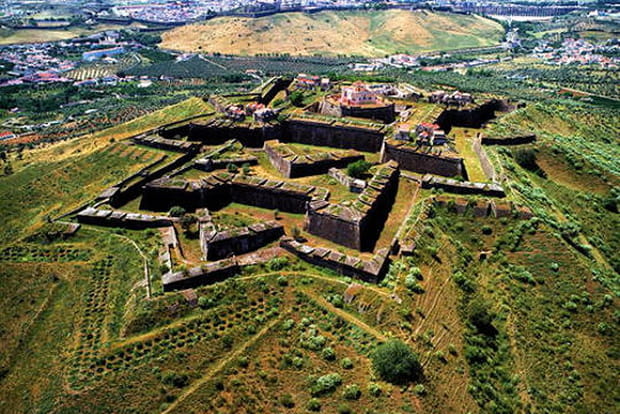 Elvas et ses fortifications au Portugal
