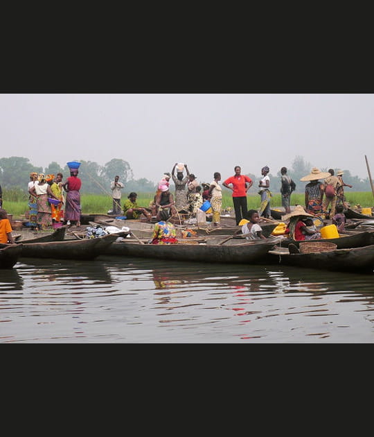 Pirogues au B&eacute;nin