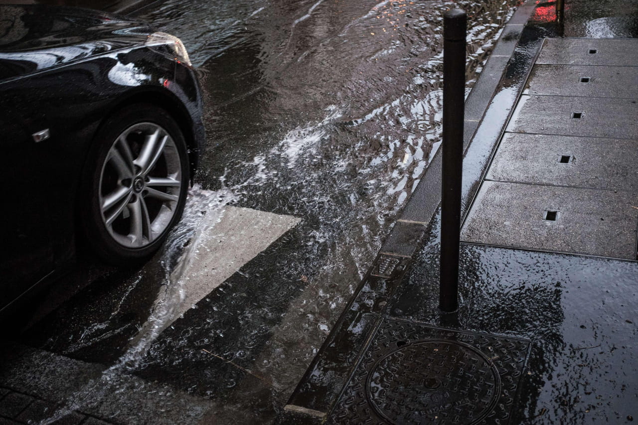 Orages en France : Paris et 14 départements en alerte, des inondations redoutées